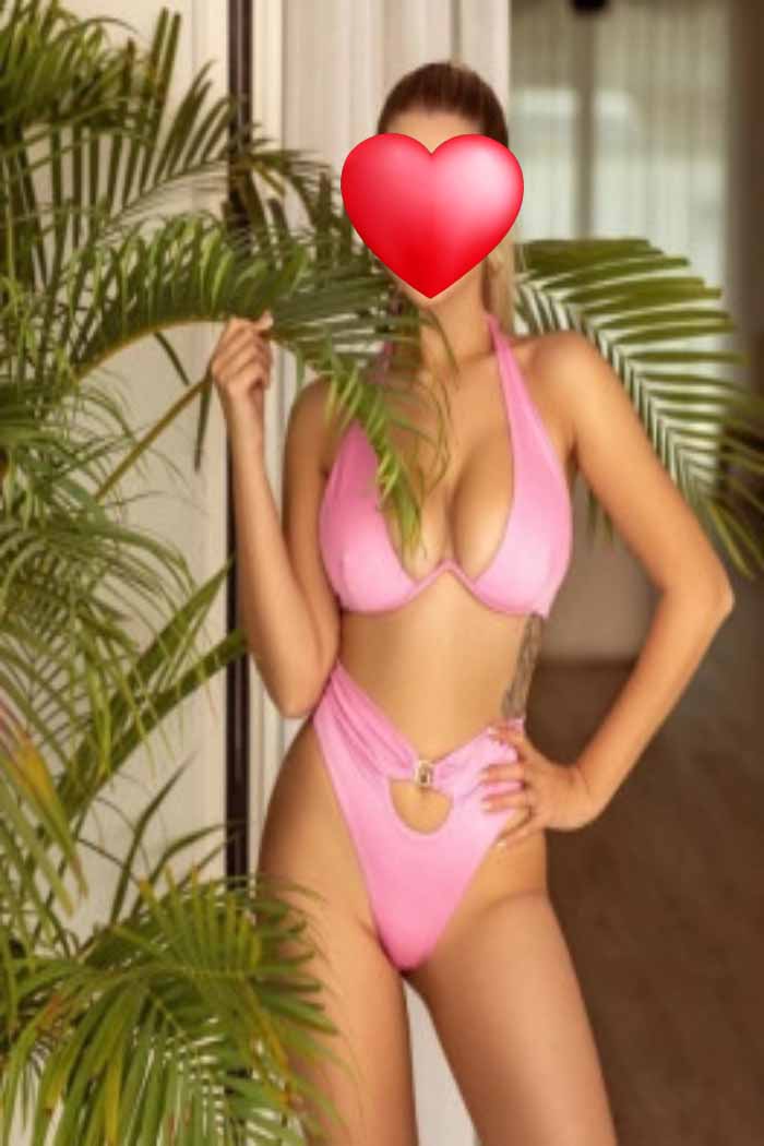 Housewife escorts delhi